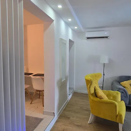 Ilta White Apartamento *